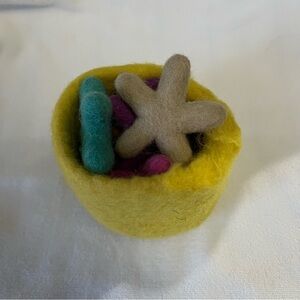 Lovevery Felt Stars The Companion Play Kit Motor Skills Montessori No Tweezers